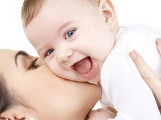 2大母乳活性因子營養成分LC40與gsMO，部署寶寶保護力