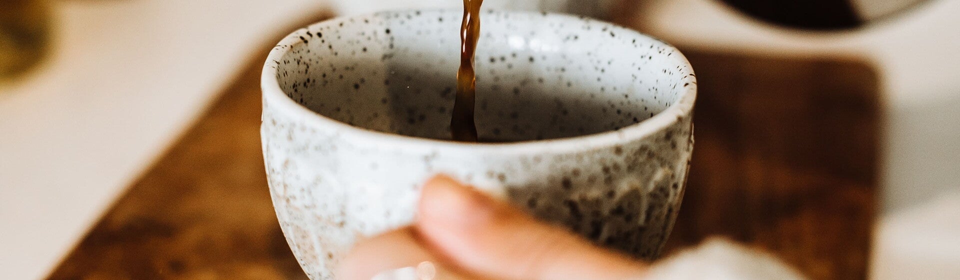 淺嚐咖啡讓媽媽有好心情